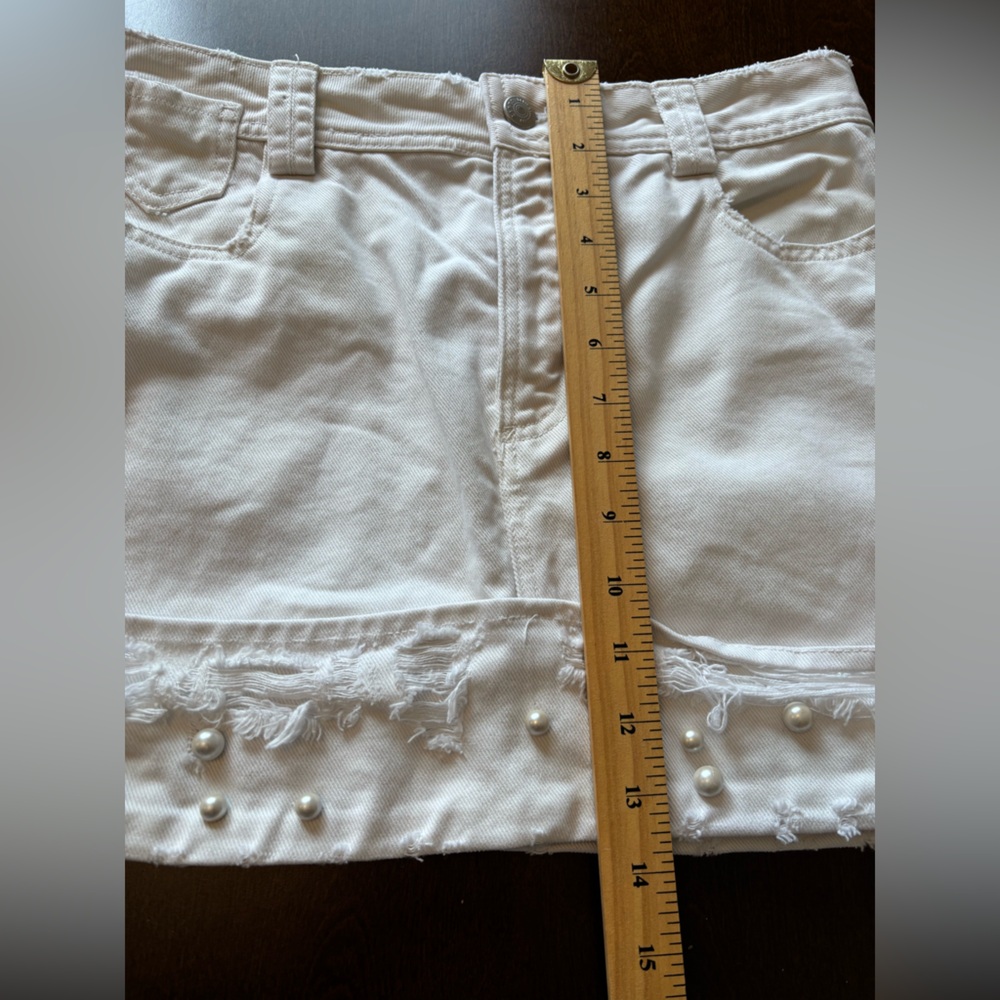 Zara White Pearl Denim Mini Skirt Frayed Hem Size L Distressed Festival Concert - Picture 7 of 9